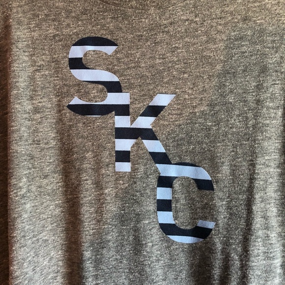 Signed Sporting KC Shirt - Picture 8 of 9